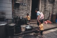 Shuang Family
